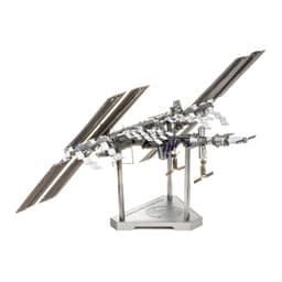 Metal Earth ICONX: International Space Station - image 5 thumbnail