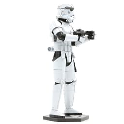 Metal Earth ICONX: Star Wars - Stormtrooper - image 4 thumbnail