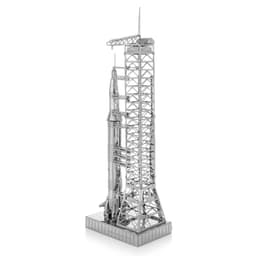 Metal Earth: Apollo Saturn V with Gantry - image 4 thumbnail